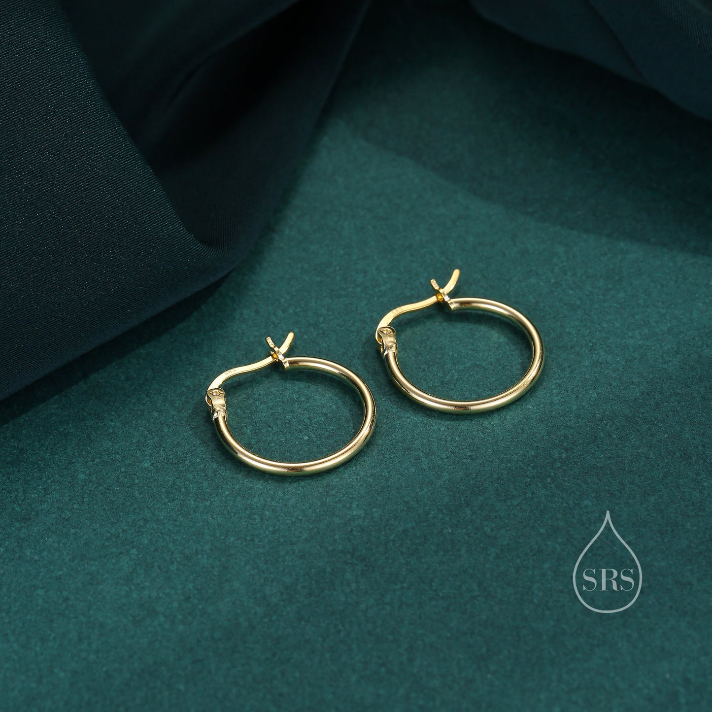 Pair of Minimalist Huggie Hoop Earrings in Sterling Silver, Plain Hoop Earrings , Two Sizes Available, Simple Hoop Earrings