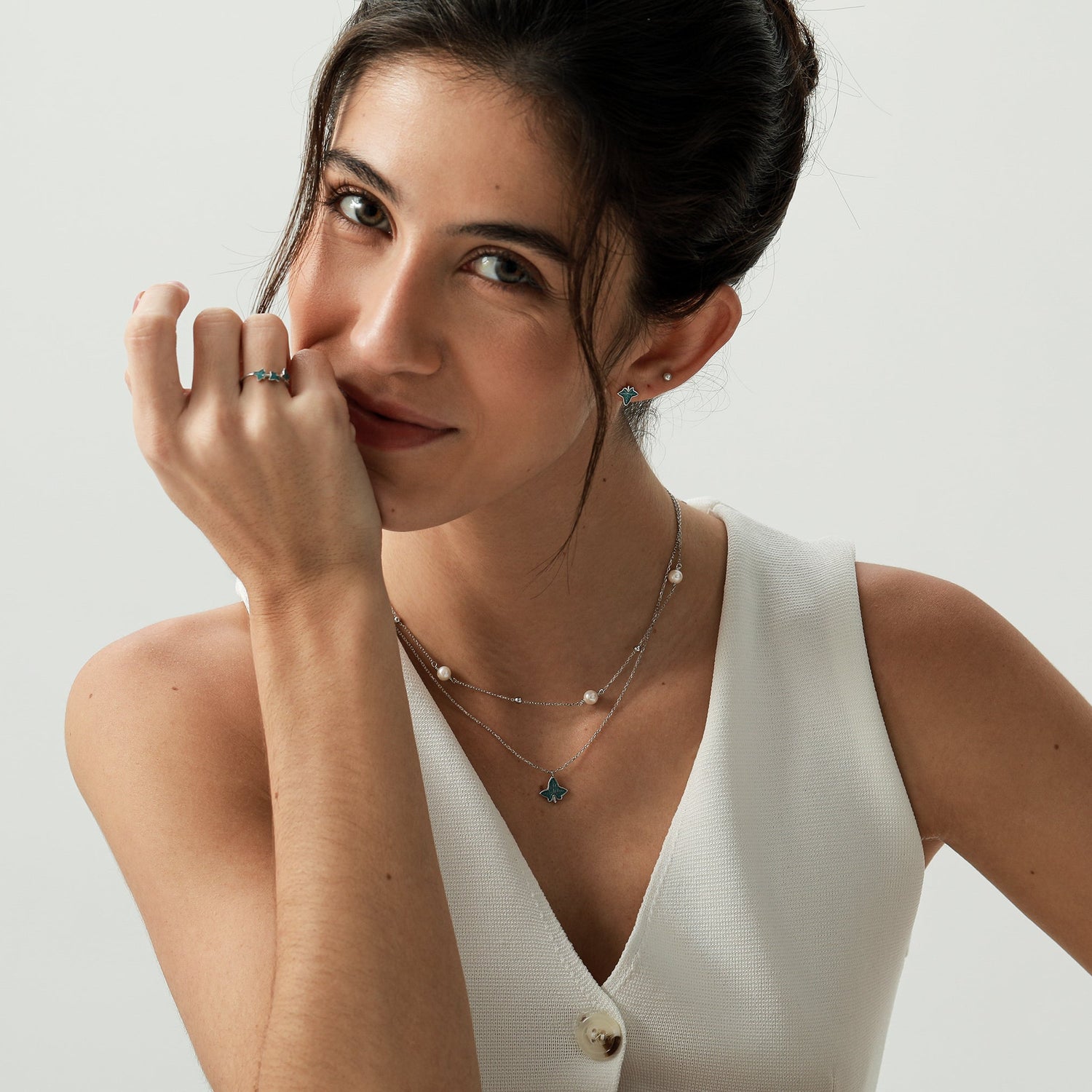 Enamel Ivy Leaf Jewellery Set – Sterling Silver Hoop or Stud Earrings & Necklace