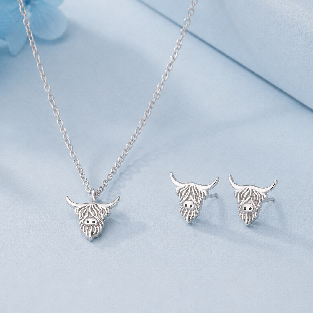 Highland Cow Jewellery Set – Sterling Silver Stud Earrings & Necklace