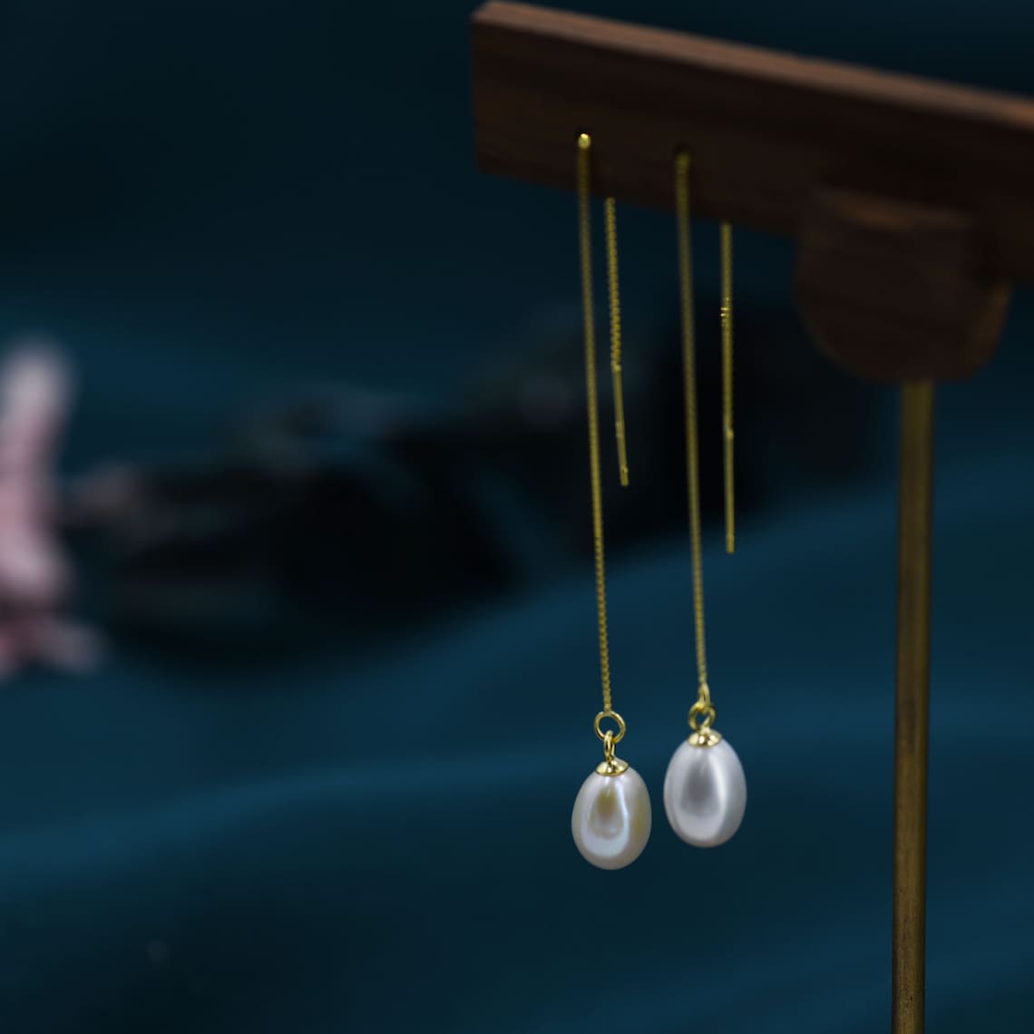 Baroque Pearl Threader Earrings