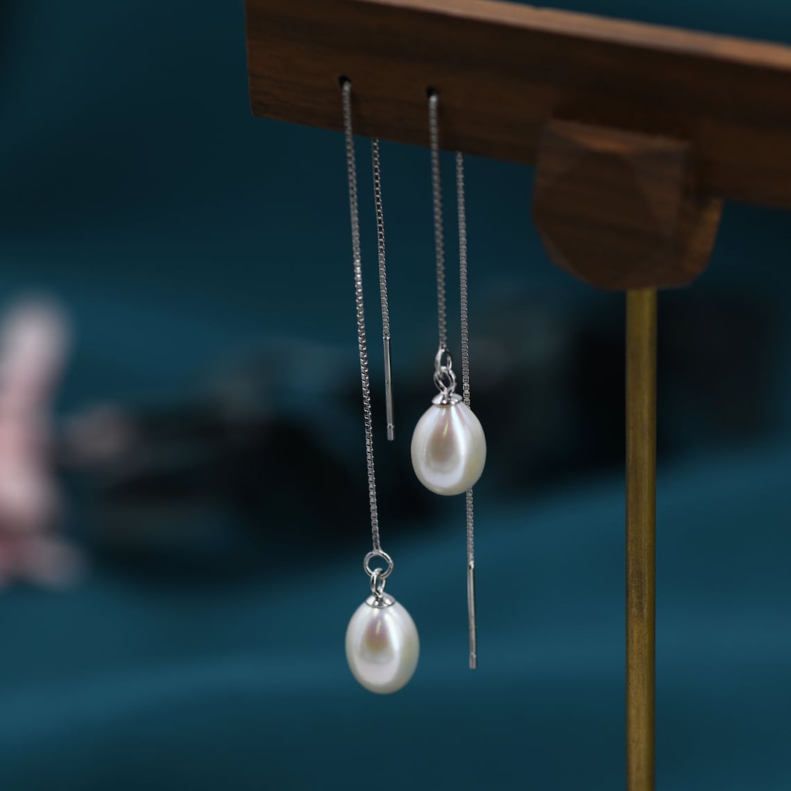 Baroque Pearl Threader Earrings