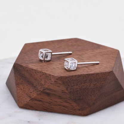 Sterling Silver &#39;&#39;Caged Diamond&#39;&#39; Cube Square Stud Earrings with a Brilliant Cut CZ Stone