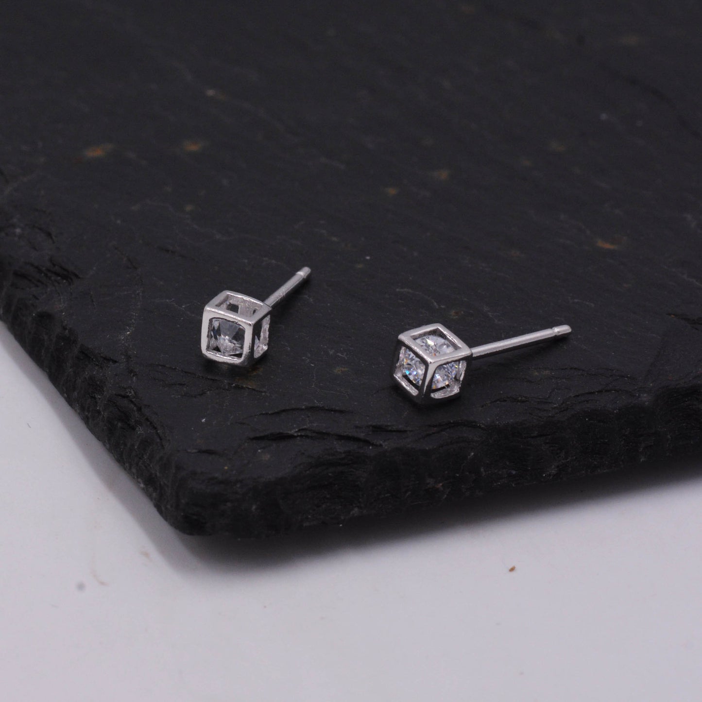 Sterling Silver &#39;&#39;Caged Diamond&#39;&#39; Cube Square Stud Earrings with a Brilliant Cut CZ Stone