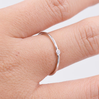 Sterling Silver Minimalist Skinny Ring, Stacking Ring, Single CZ Crystal, Simulated Diamond Ring. Adjustable Size. E94