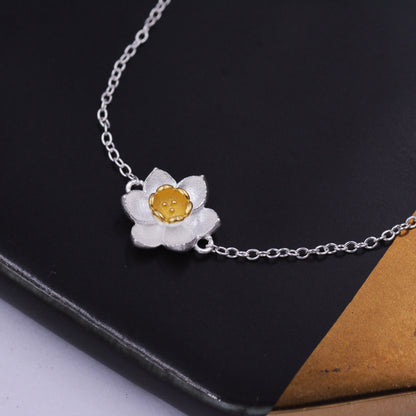 Delicate Daffodil Bracelet in Sterling Silver, Nature Inspired Flower Jewellery,  Minimalist, Simple and Tiny