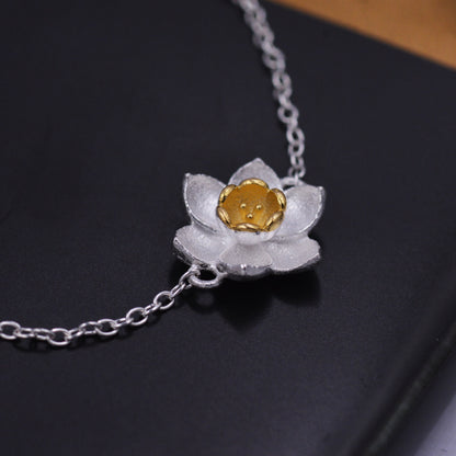 Delicate Daffodil Bracelet in Sterling Silver, Nature Inspired Flower Jewellery,  Minimalist, Simple and Tiny