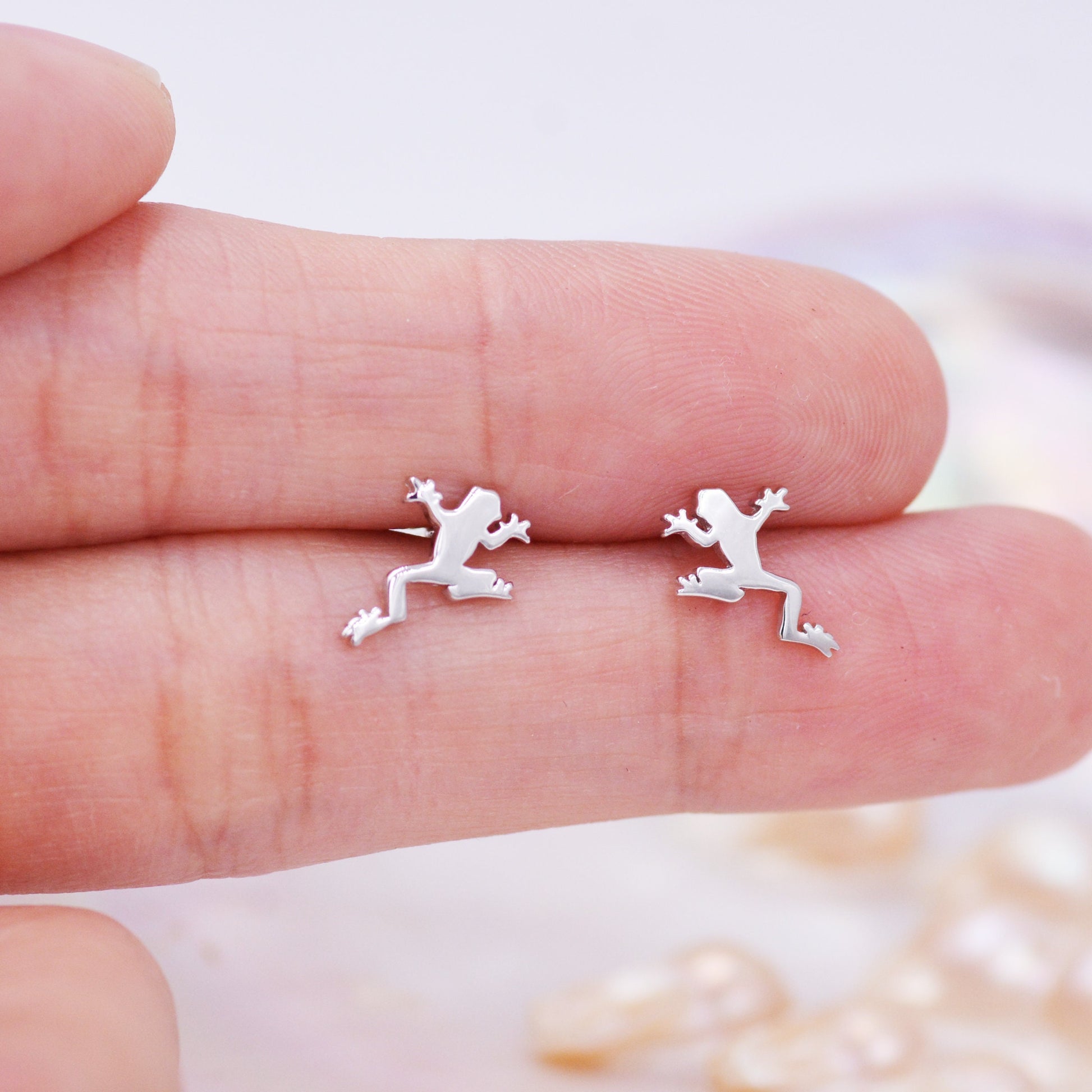 Frog Stud Earrings in Sterling Silver, Tree Frog, Rain Forest Frog