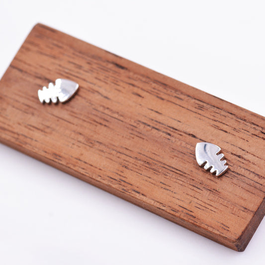 Fish Bone Stud Earrings in Sterling Silver, Fish Earrings, Fish Skeleton Stud, Cute Dainty Minimal Jewellery