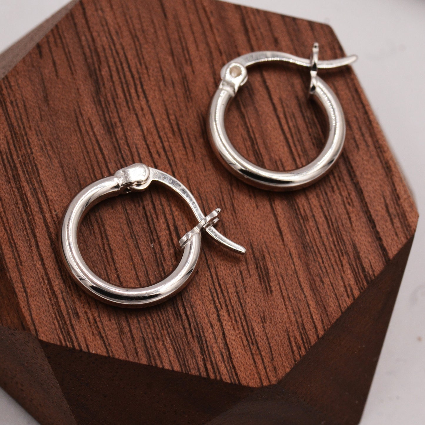 Pair of Plain Huggie Hoop Earrings in Sterling Silver with Detachable Baroque Pearl Charms, Two Sizes Available, Simple Hoop Earrings