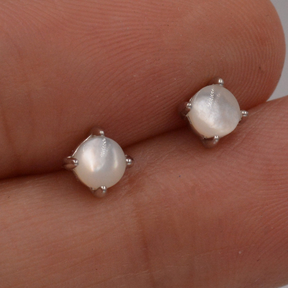 Sterling Silver Mother of Pearl Stud Earrings, 4mm, Genuine tiny mother of pearl Stud, Natural Shell Earrings, 4 Prongs, Minimalist Style