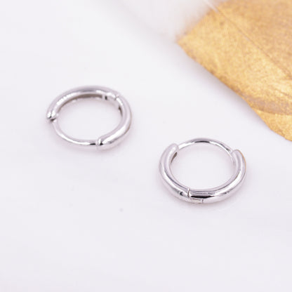 Plain Huggie Hoop in Sterling Silver, Polished Minimalist Hoop Earrings, Black Hoop Earrings, Two Sizes Available, Simple Circle Hoops