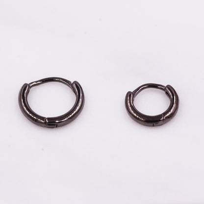 Plain Huggie Hoop in Sterling Silver, Polished Minimalist Hoop Earrings, Black Hoop Earrings, Two Sizes Available, Simple Circle Hoops