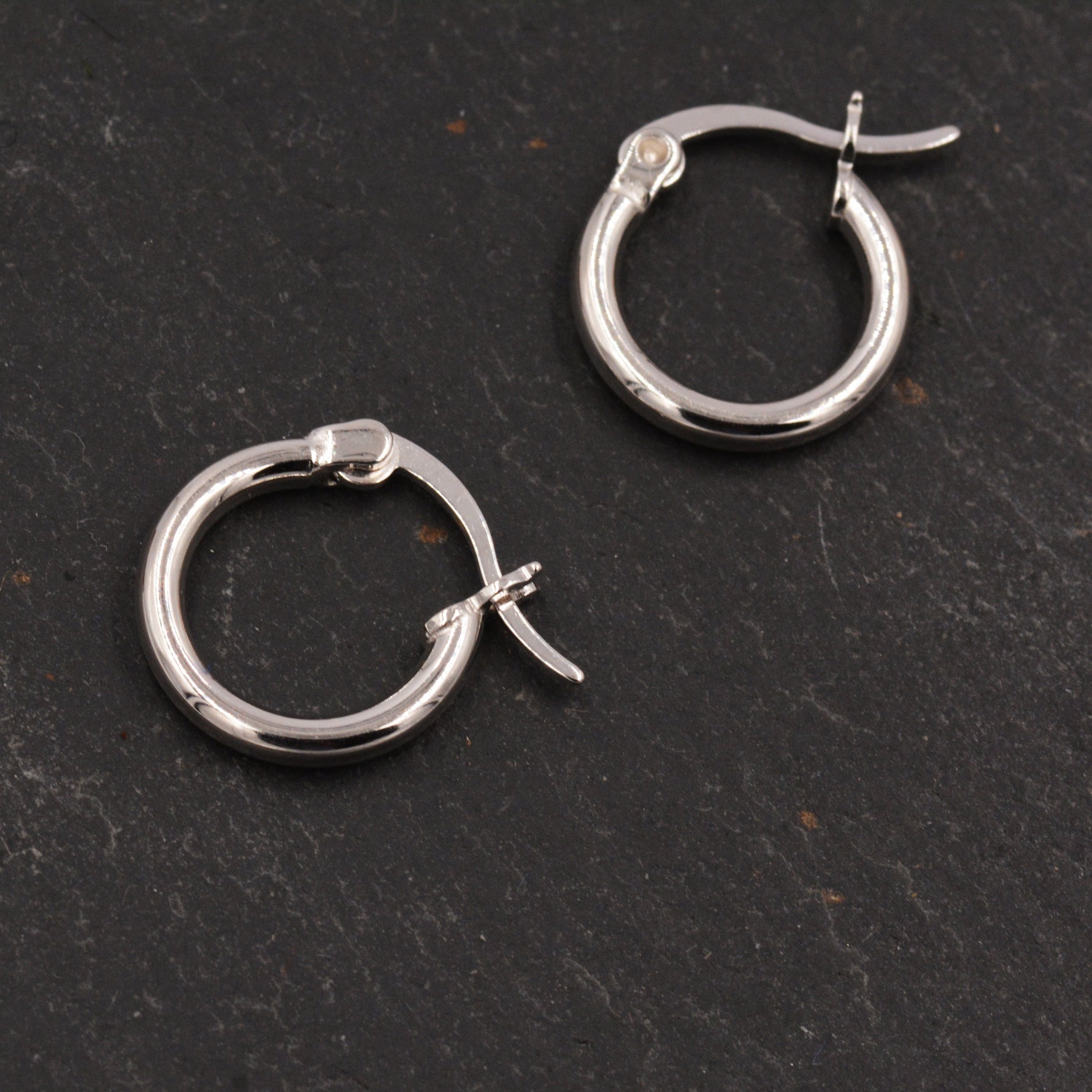 Pair of Minimalist Huggie Hoop Earrings in Sterling Silver, Plain Hoop Earrings , Two Sizes Available, Simple Hoop Earrings