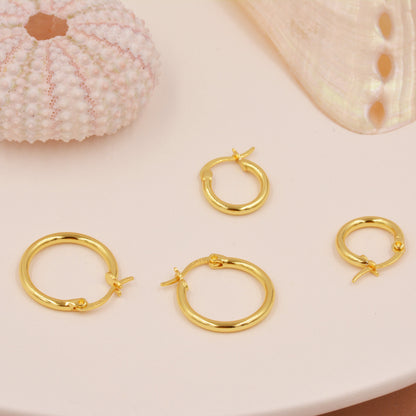 Pair of Minimalist Huggie Hoop Earrings in Sterling Silver, Plain Hoop Earrings , Two Sizes Available, Simple Hoop Earrings