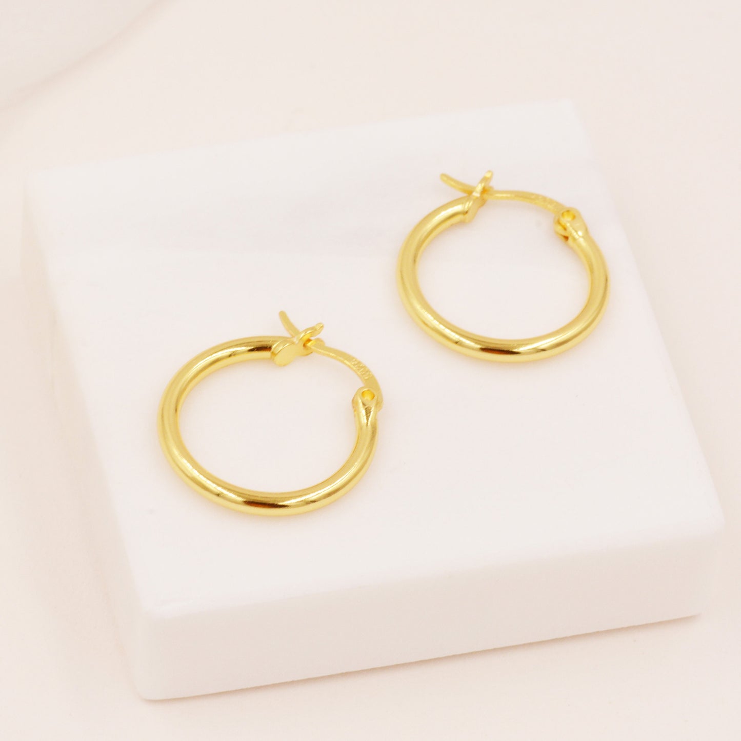 Pair of Minimalist Huggie Hoop Earrings in Sterling Silver, Plain Hoop Earrings , Two Sizes Available, Simple Hoop Earrings