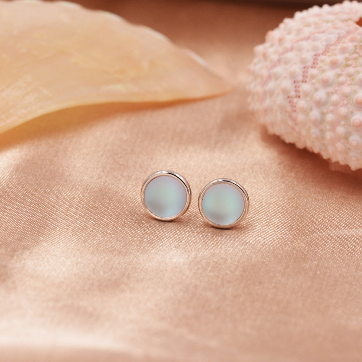 Blue Flash Lab Moonstone Crystal Stud Earrings in Sterling Silver, 4mm 5mm 6mm Simulated Moonstones, Minimalist Stud
