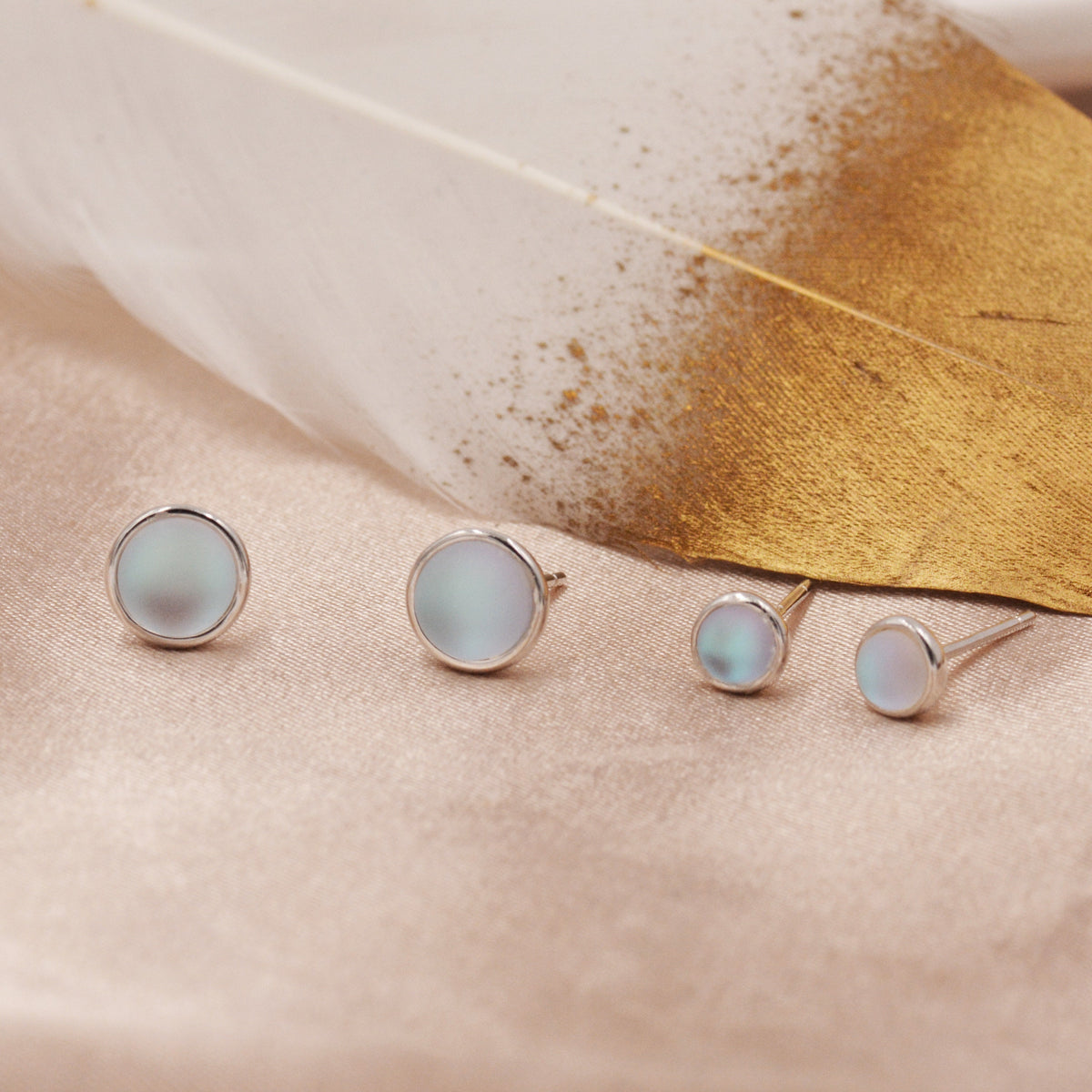 Blue Flash Lab Moonstone Crystal Stud Earrings in Sterling Silver, 4mm 5mm 6mm Simulated Moonstones, Minimalist Stud