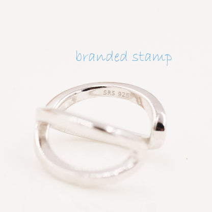 Chunky Cross Ear Cuff in Sterling Silver, Simple Piercing Free Earrings, Minimalist Ear Cuff