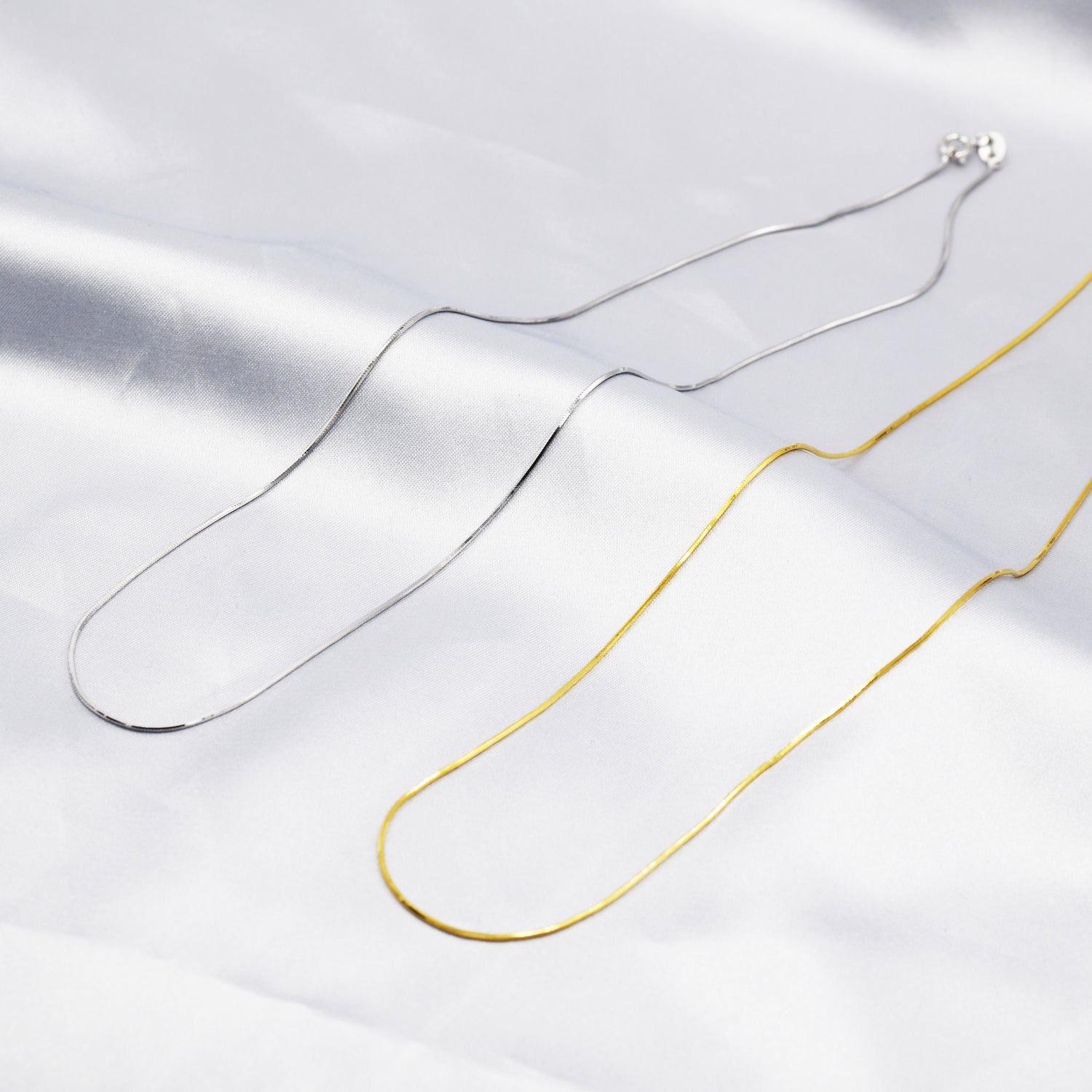 Plain Choker Chain in Sterling Silver, Silver or Gold, Plain Snake Chain Necklace, Skinny and Delicate Collar Necklace