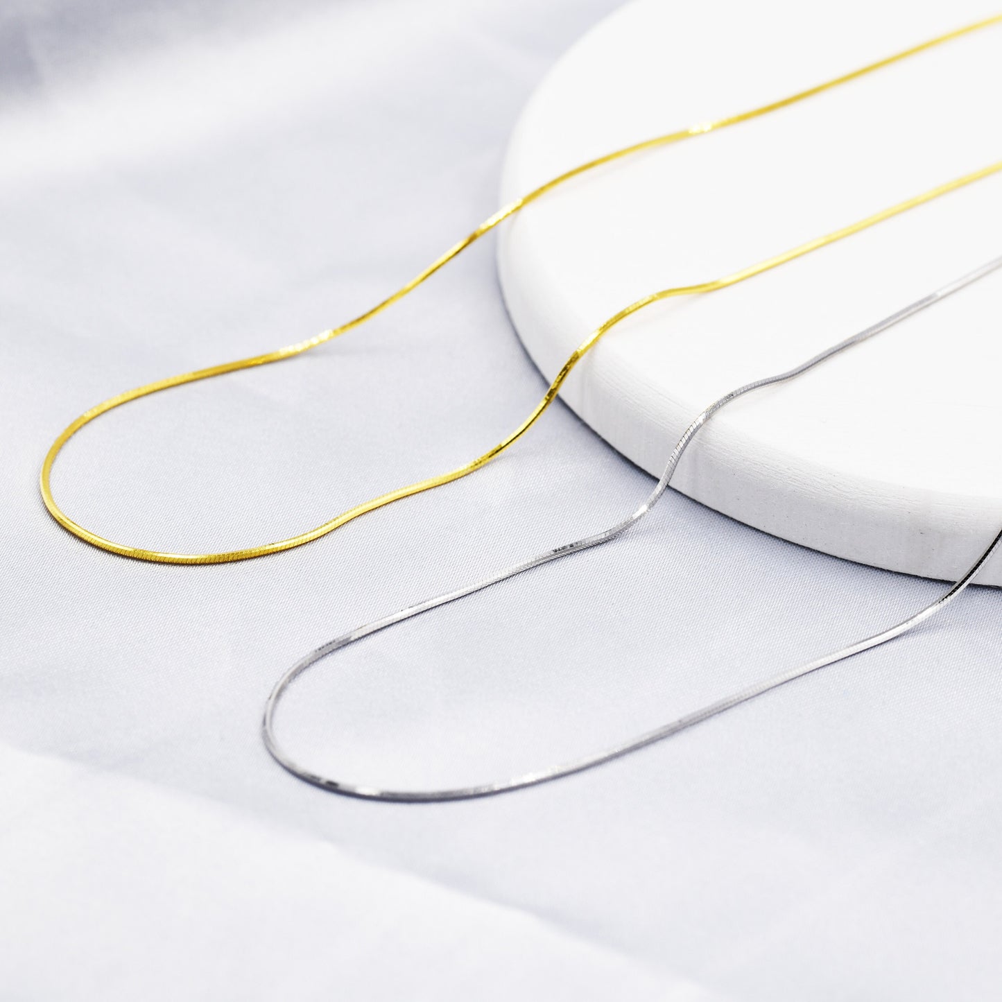 Minimalist Choker Chain in Sterling Silver, Silver or Gold, Plain Snake Chain Necklace, Skinny and Delicate Collar Necklace