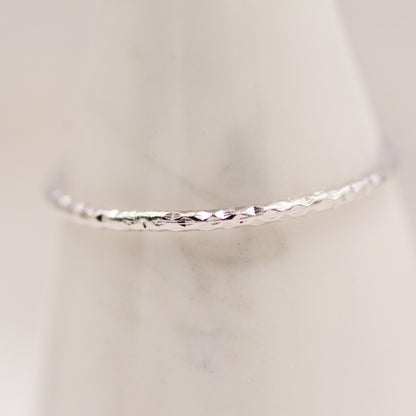 Extra Fine Hammered Ring in Sterling Silver, Extra Skinny Stacking Rings, US 5 6 7 Sized Delicate Rings