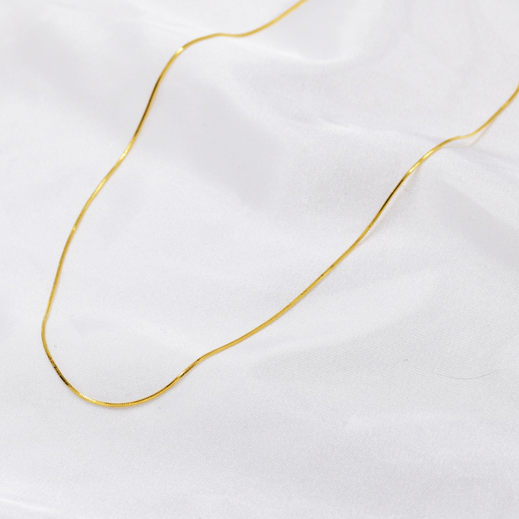 Plain Choker Chain in Sterling Silver, Silver or Gold, Plain Snake Chain Necklace, Skinny and Delicate Collar Necklace