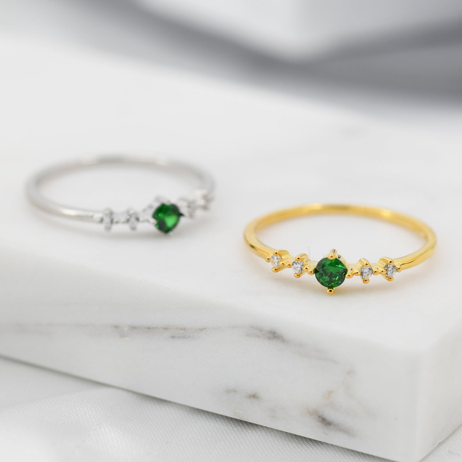 Vintage Emerald Green CZ Gemstone Ring