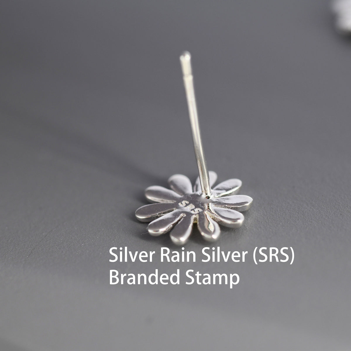 Aster Flower Stud Earrings in Sterling Silver, Daisy Earrings, Nature Inspired Floral Plant Earrings