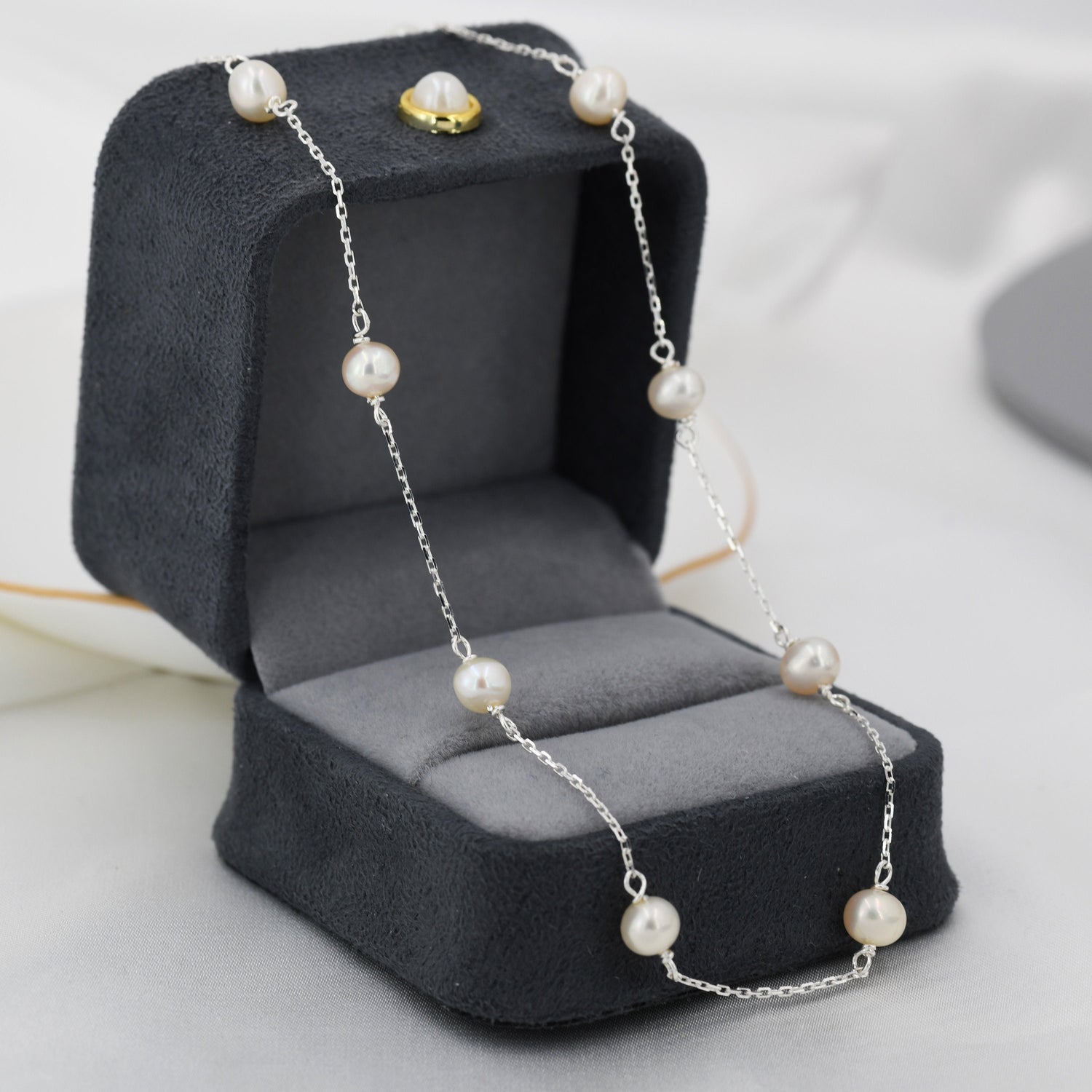 Natural Pearl Choker Necklace in Sterling Silver, Silver or Gold , Genuine Freshwater Pearls, Pearl Necklace