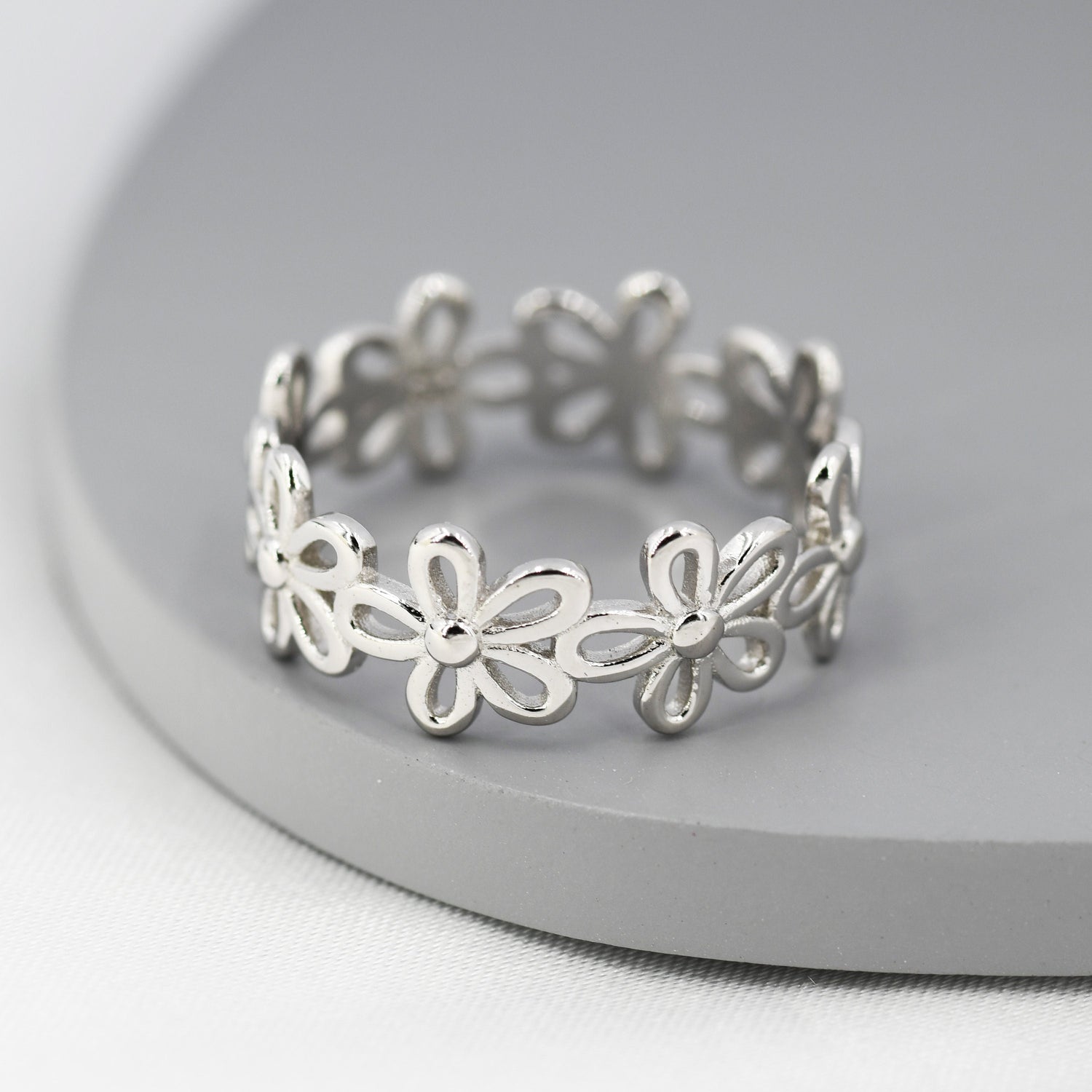 Forget-me-not Flower Infinity Ring in Sterling Silver, Flower Ring, Floral Ring, US 5-8