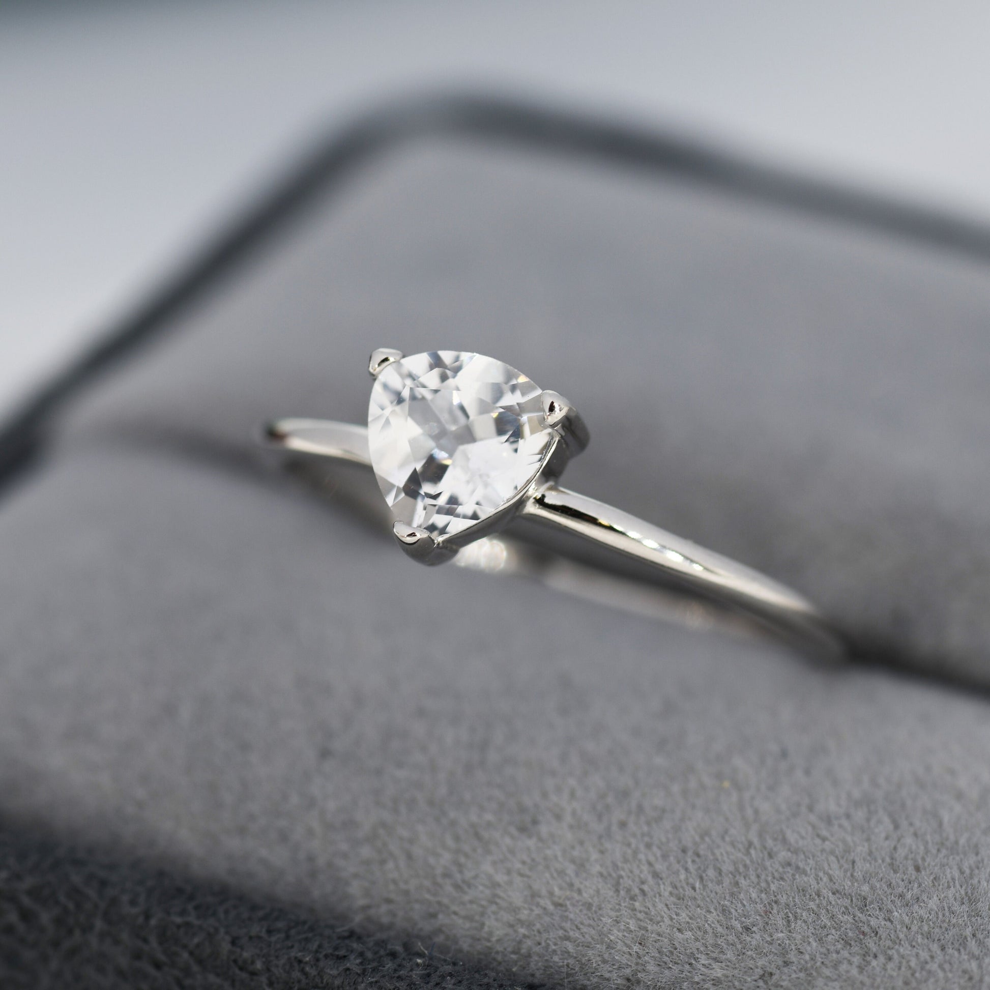 Genuine White Topaz Ring in Sterling Silver, Natural Trillion Cut Peridot Stone Ring, Stacking Rings, US 5-8