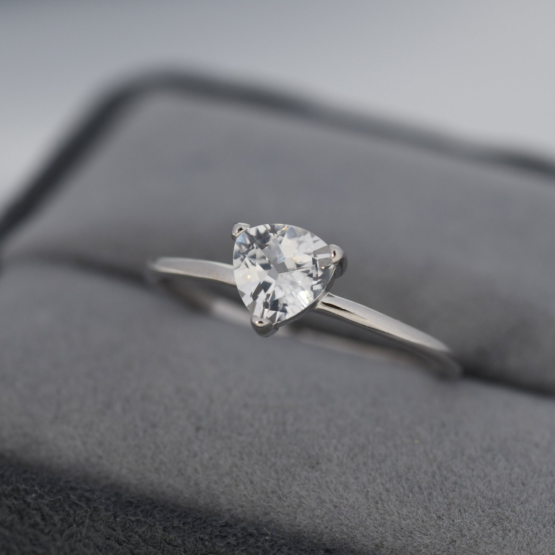 Genuine White Topaz Ring in Sterling Silver, Natural Trillion Cut Peridot Stone Ring, Stacking Rings, US 5-8