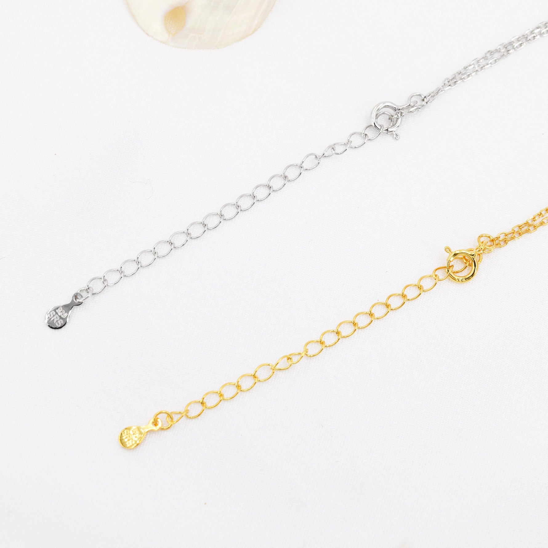 Rose Flower Oval Pendant Necklace in Sterling Silver, Silver or Gold, June Birth Flower, Nature Inspired Flower Disk Necklace