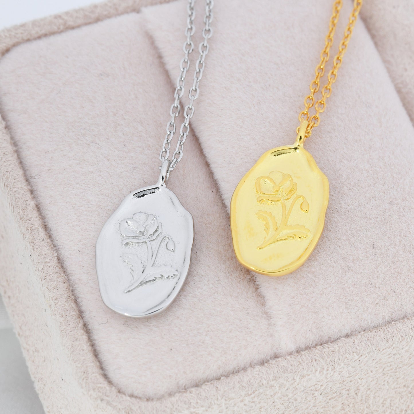 Poppy Flower Oval Pendant Necklace in Sterling Silver, Silver or Gold, August Birth Flower, Nature Inspired Flower Disk Necklace