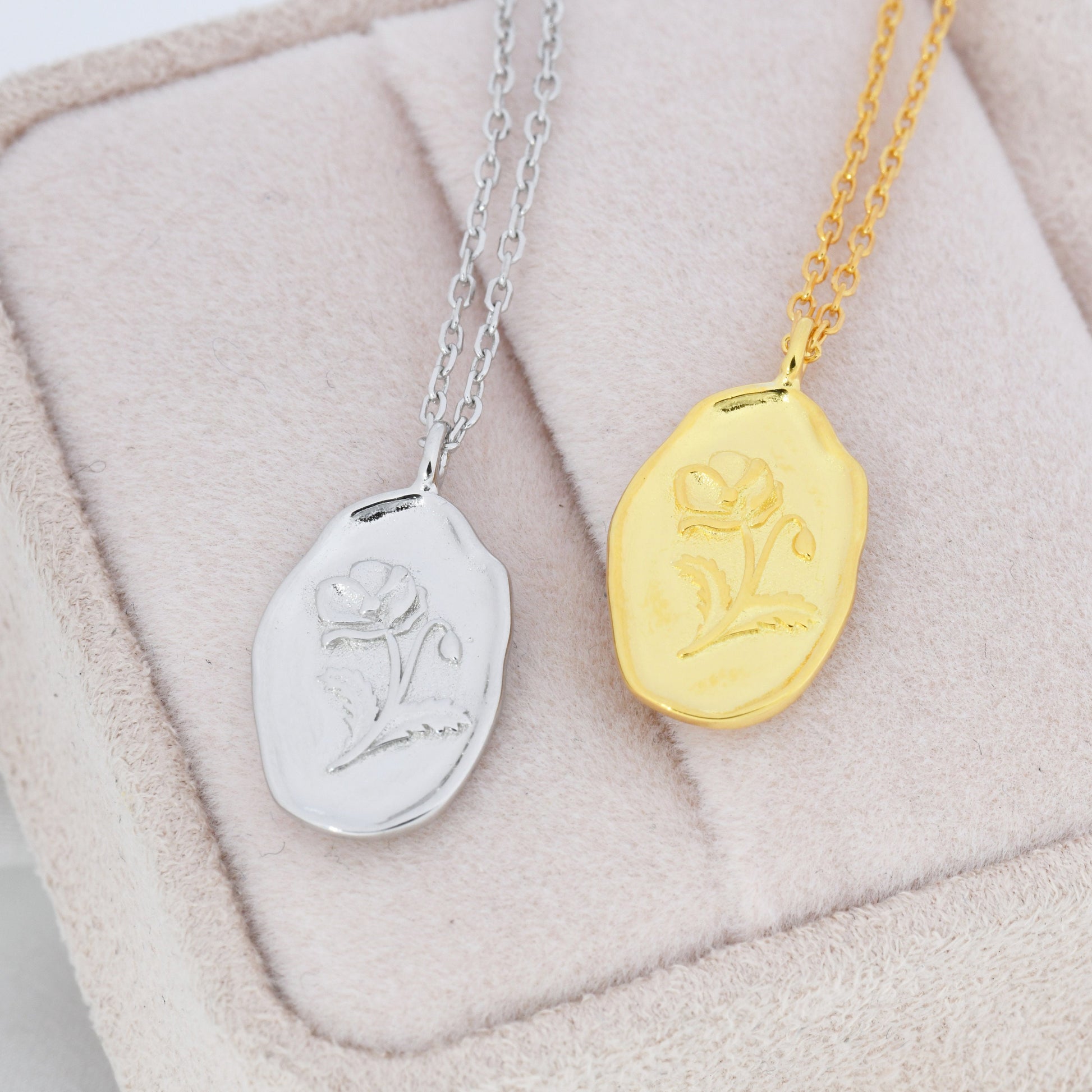 Poppy Flower Oval Pendant Necklace in Sterling Silver, Silver or Gold, August Birth Flower, Nature Inspired Flower Disk Necklace