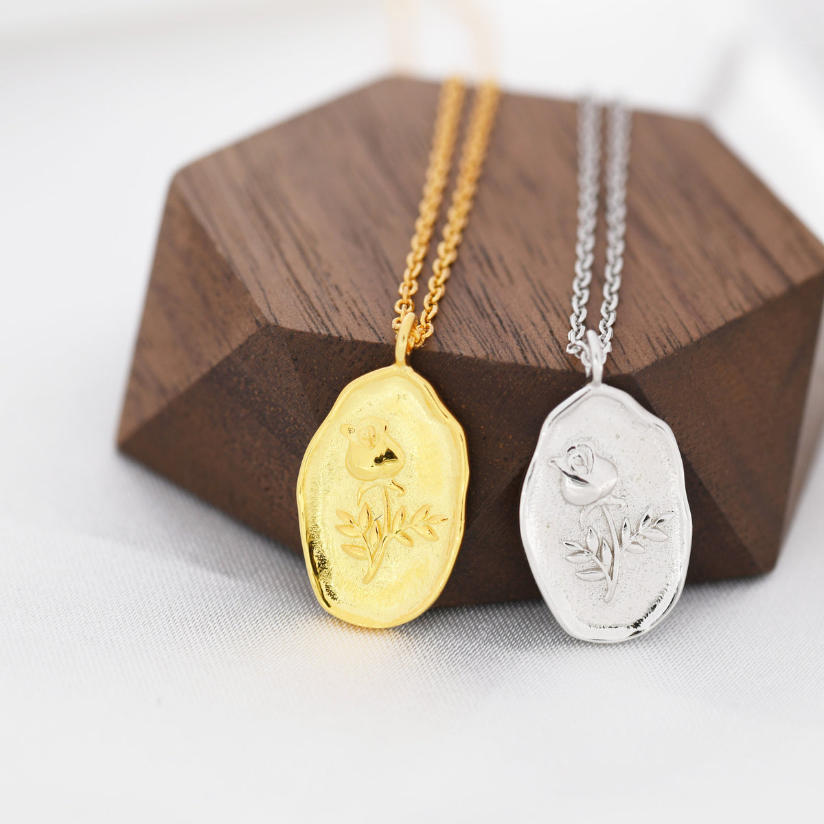 Rose Flower Oval Pendant Necklace in Sterling Silver, Silver or Gold, June Birth Flower, Nature Inspired Flower Disk Necklace