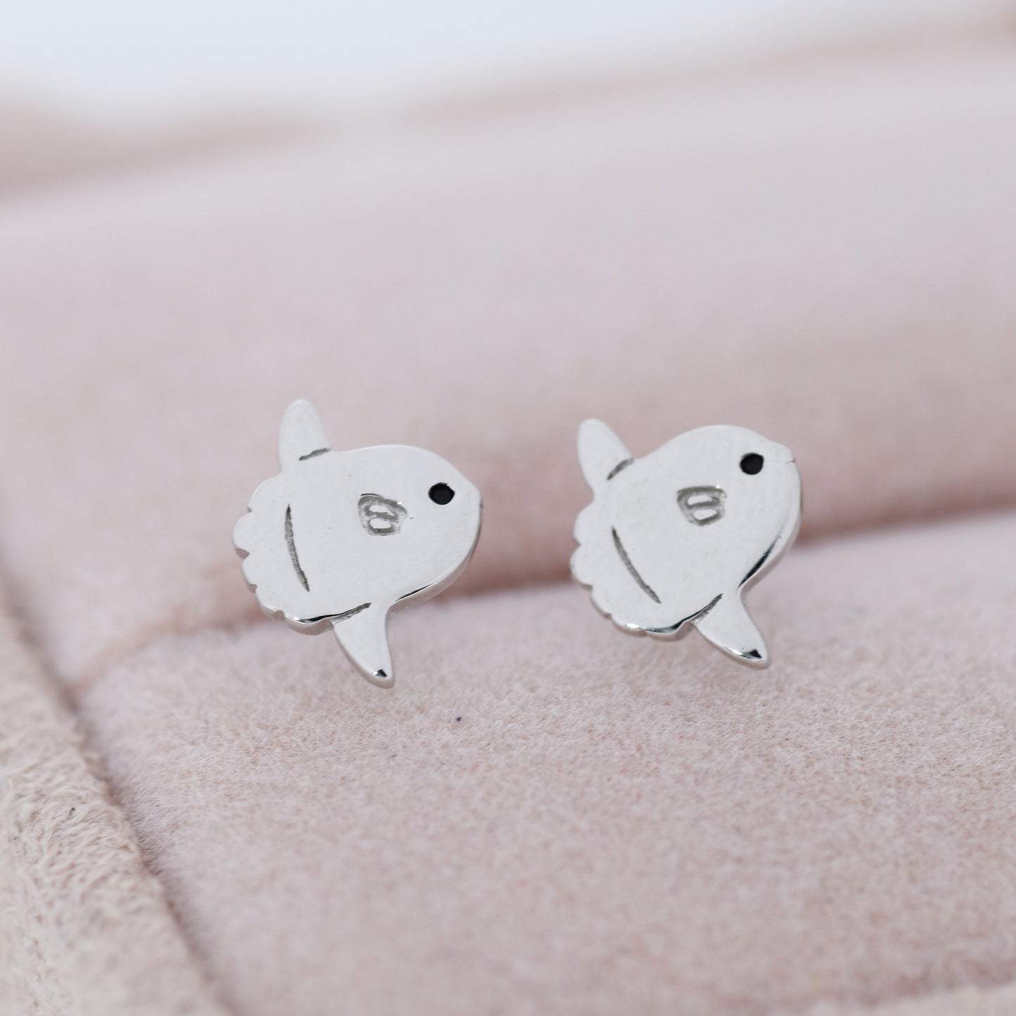 Ocean Sunfish Fish Stud Earrings in Sterling Silver, Cute Sun Fish Earrings, Mola Mola Earrings, Nature Inspired Animal Earrings