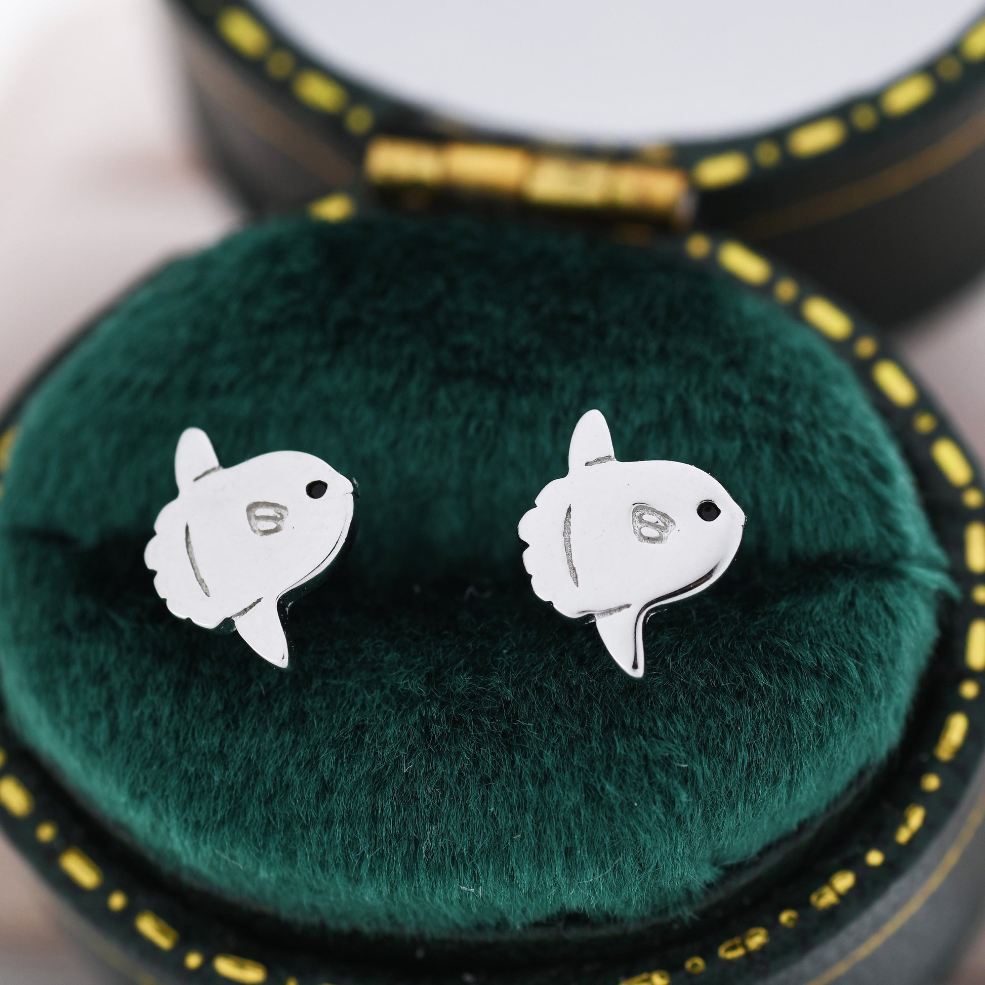 Ocean Sunfish Fish Stud Earrings in Sterling Silver, Cute Sun Fish Earrings, Mola Mola Earrings, Nature Inspired Animal Earrings