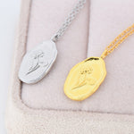 Water Lily Flower Oval Pendant Necklace in Sterling Silver, Silver or Gold, July Birth Flower, Nature Inspired Daisy Flower Disk Necklace