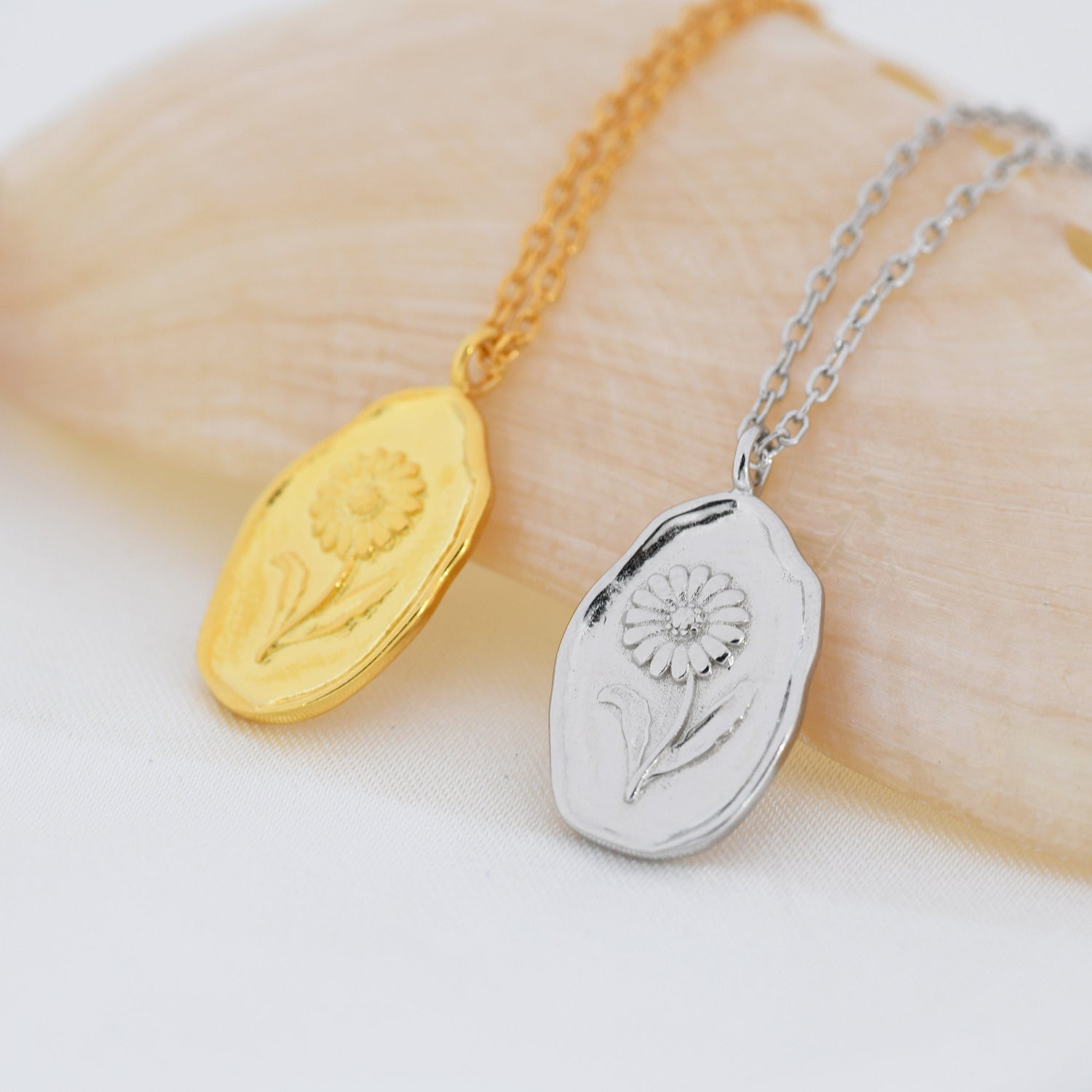 Daisy Birth Flower Oval Pendant Necklace