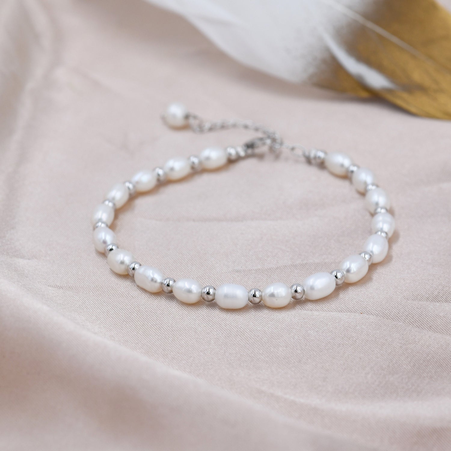 Oval Pearl and Silver Bead Bracelet