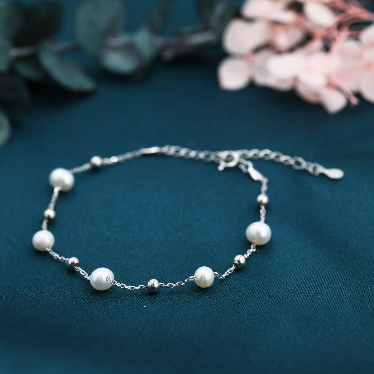 Freshwater Pearl and Silver Station Bracelet