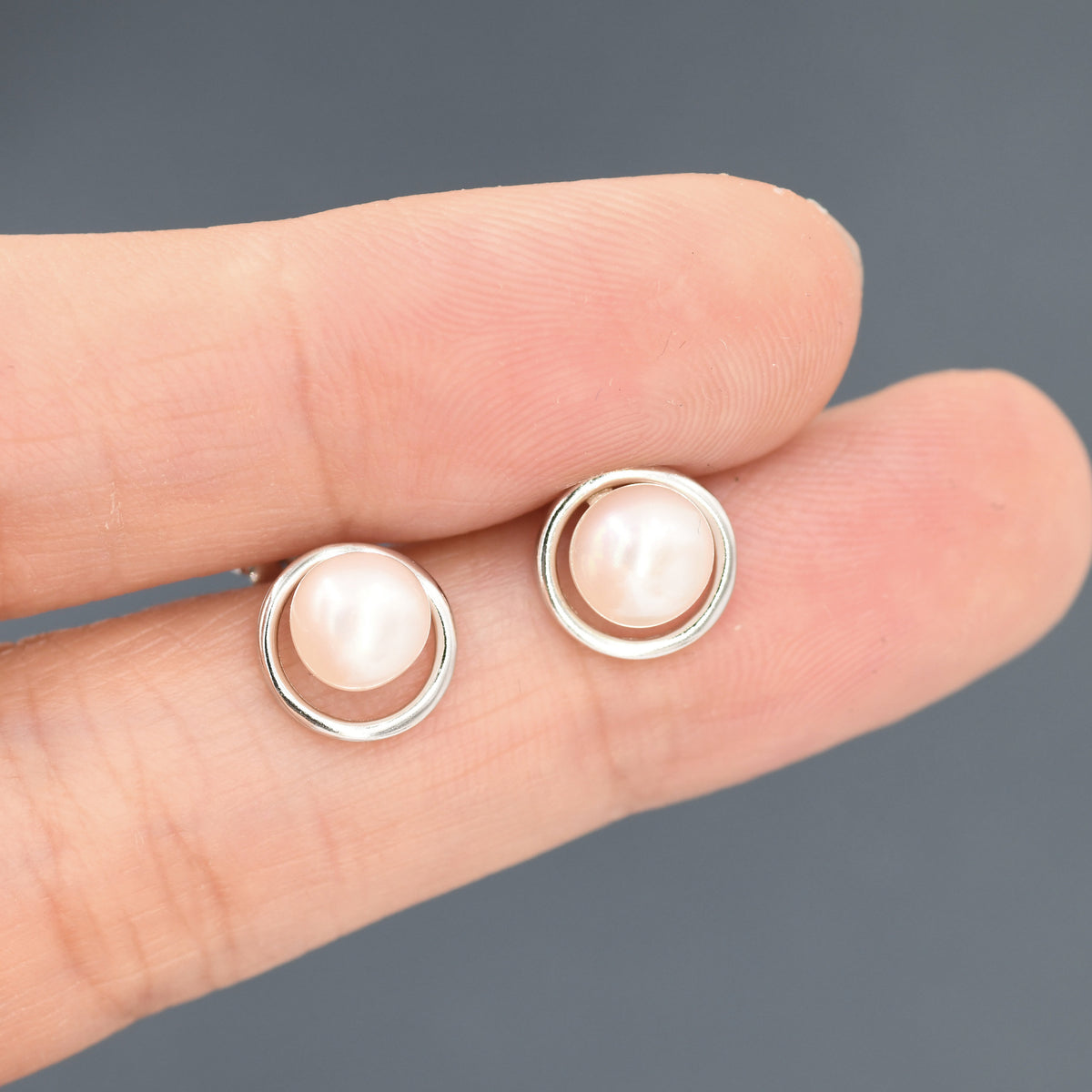 Genuine Freshwater Pearl and Circle Stud Earrings in Sterling Silver, Delicate Keshi Pearl Halo Earrings, Genuine Freshwater Pearls.