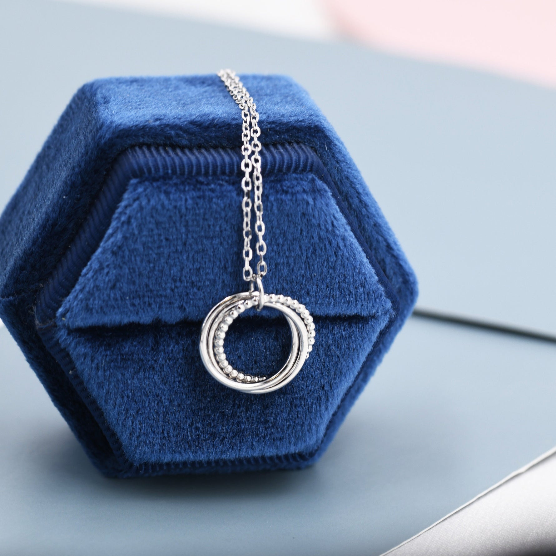 Sterling SilverThree Interlocking Circles Pendant Necklace with Dotted Details, Three Entwined Rings for 30s, 30th Infinity Necklace