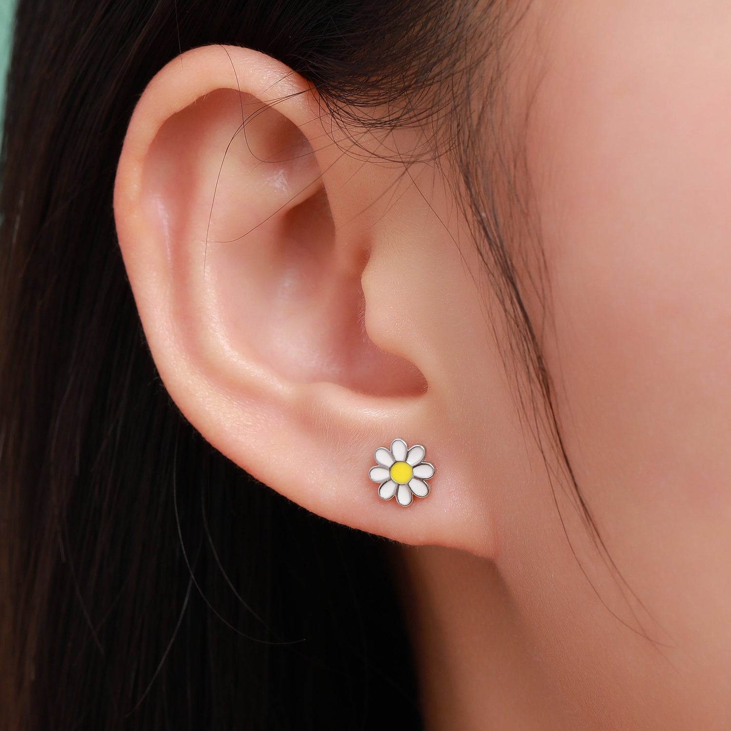 Mismatched Enamel Daisy and Robin Bird Stud Earrings in Sterling Silver, Asymmetric Robin Bird and Daisy Flower Earrings,