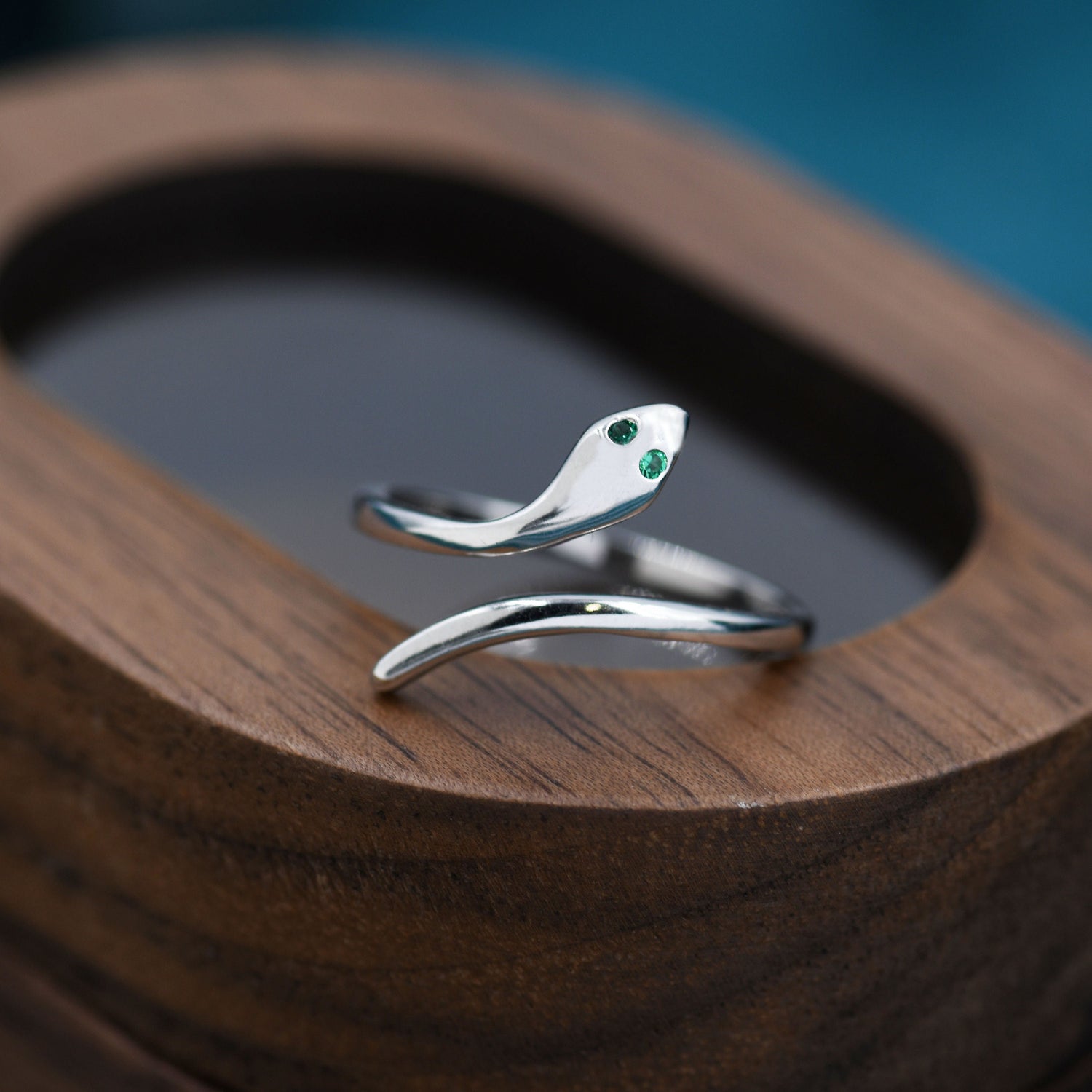 Emerald Green Eyed Snake Wrap Open Ring