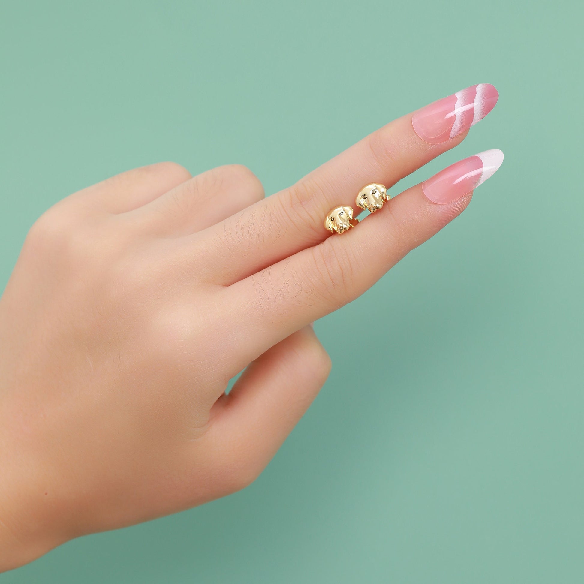 Labrador Dog Stud Earrings in Sterling Silver, Silver or Gold, Silver Labrador Earrings, Silver Dog Earrings