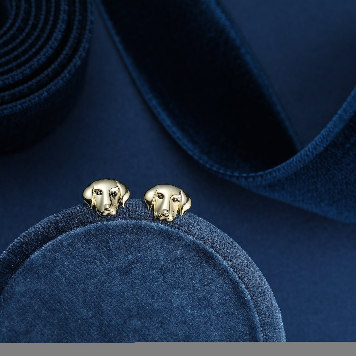 Labrador Dog Stud Earrings in Sterling Silver, Silver or Gold, Silver Labrador Earrings, Silver Dog Earrings