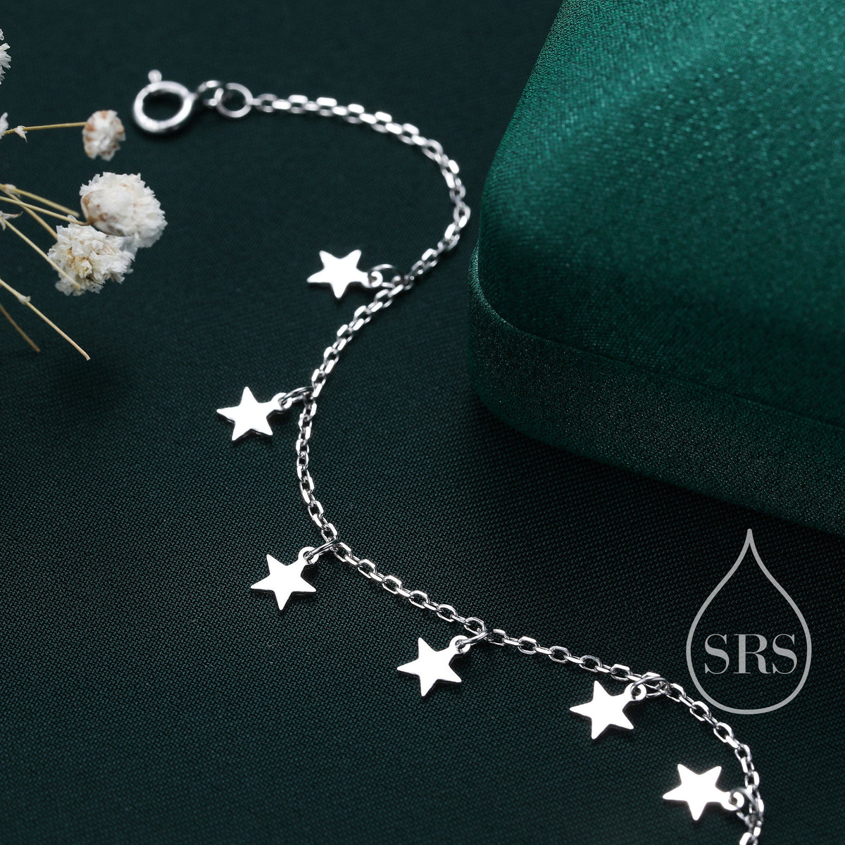 Sterling Silver Star Charm Bracelet or Anklet, Dangle Star Bracelet in Sterling Silver, Star Bracelet, Celestial Jewellery