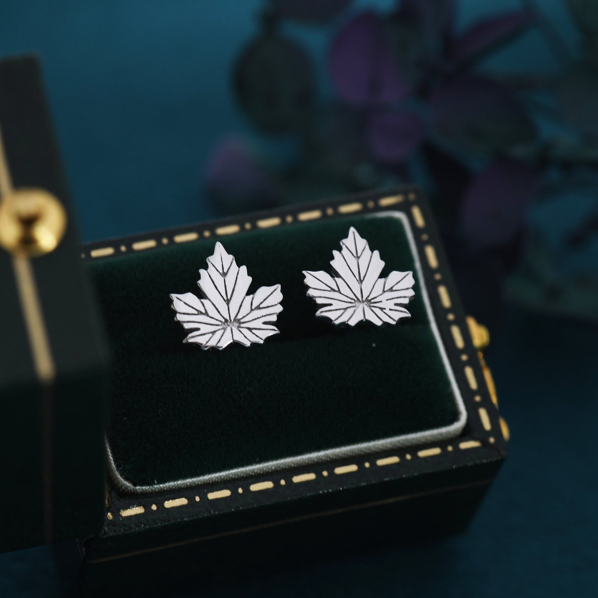 Maple Leaf Stud Earrings in Sterling Silver - Detailed Leaf Earrings - Nature Inspired Flower Earrings -Leaf Earrings, Fun, Whimsical